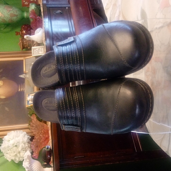 Classic Clark clogs - Picture 1 of 4